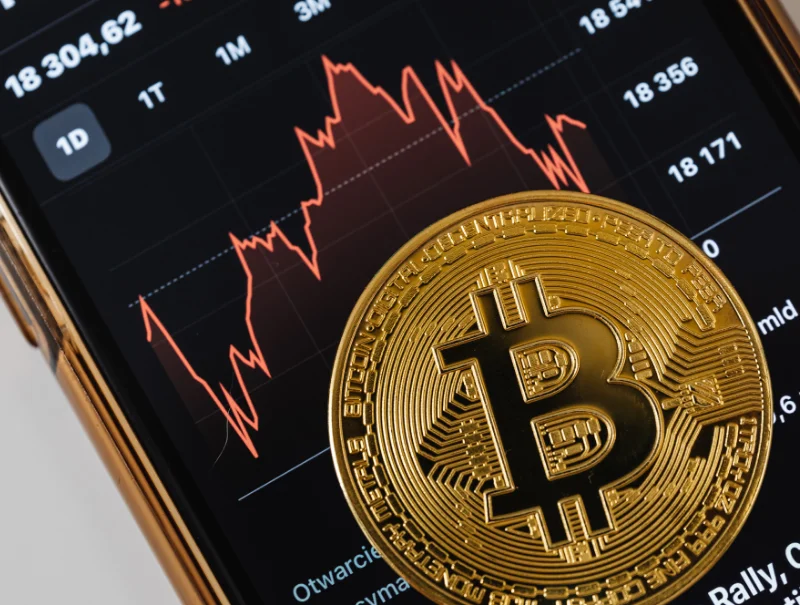 Bitcoin, Asya Seansında 63.000 Doların Altına Geriledi